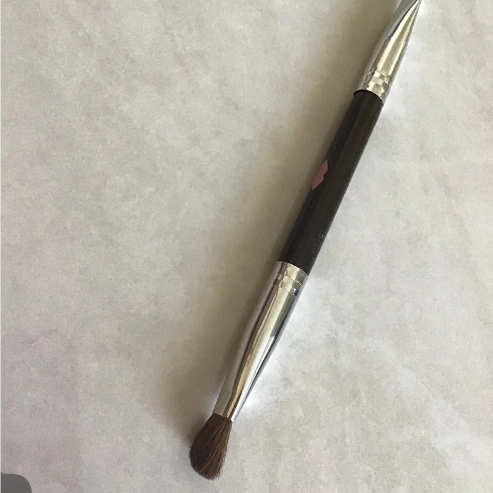 Laura Geller Double-Ended Eyeliner - Eye Shadow Brush - Brand New